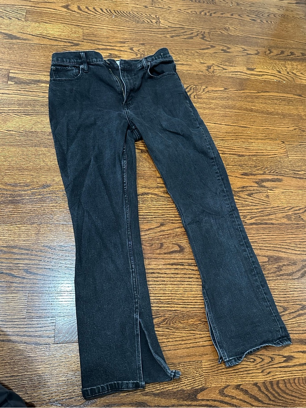Abercrombie & Fitch The Skinny High Rise Split Hem size 10 Black